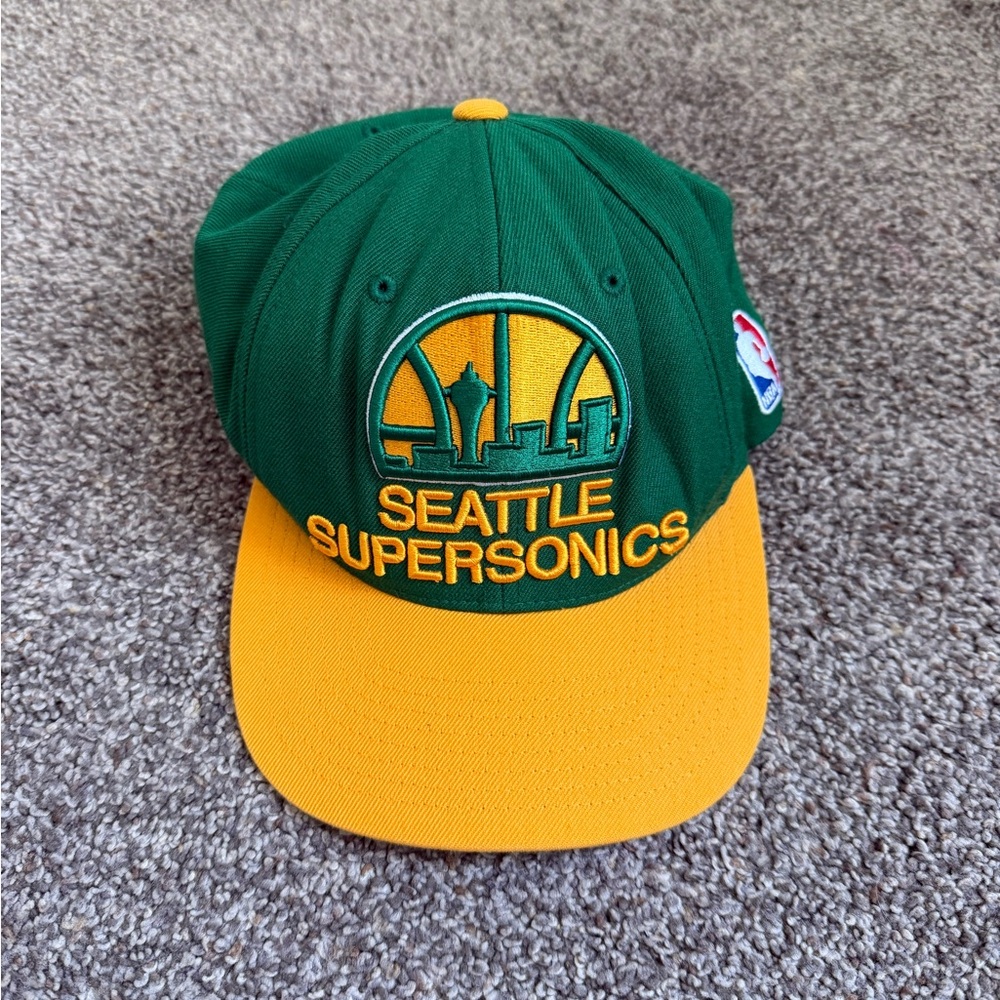 Seattle Supersonics hat, Mitchell & ness